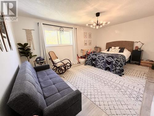 1069 Fairview Road, Gibsons, BC - Indoor Photo Showing Bedroom