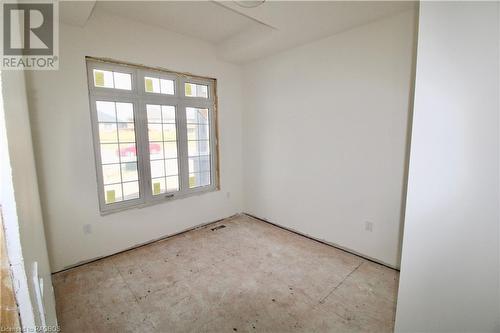614 25Th Avenue, Hanover, ON - Indoor Photo Showing Other Room