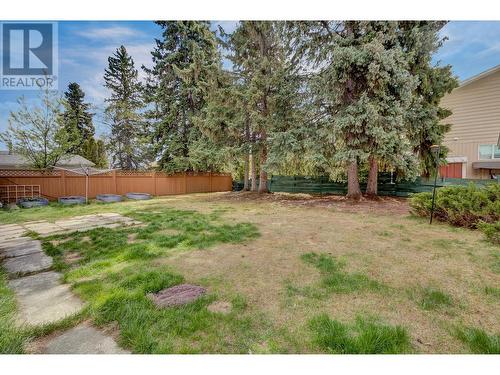2921 Pinewood Avenue, Prince George, BC - Outdoor With Backyard