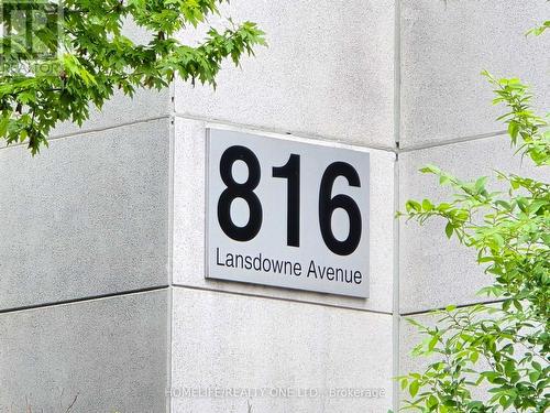 212 - 816 Lansdowne Avenue, Toronto, ON - Outdoor