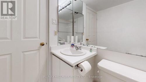 206 - 1121 Steeles Avenue W, Toronto, ON - Indoor Photo Showing Bathroom