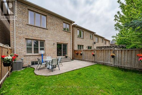 409 Spring Blossom Crescent, Oakville, ON - Outdoor With Deck Patio Veranda With Exterior
