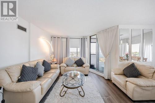 1111 - 50 Elm Drive E, Mississauga, ON - Indoor Photo Showing Living Room