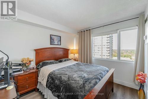 1111 - 50 Elm Drive E, Mississauga, ON - Indoor Photo Showing Bedroom