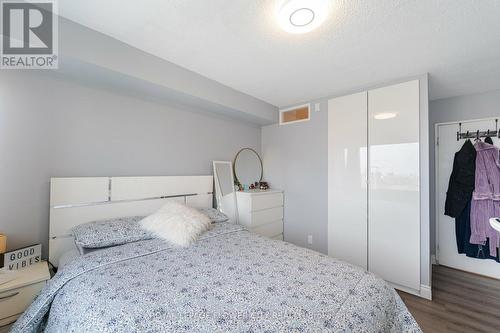 1111 - 50 Elm Drive E, Mississauga, ON - Indoor Photo Showing Bedroom