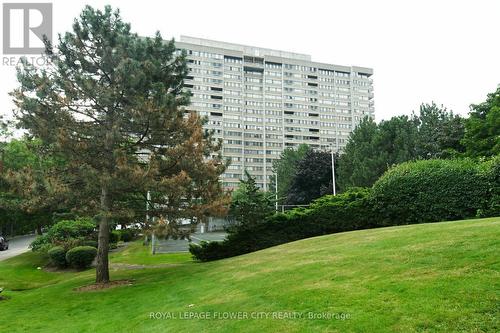1111 - 50 Elm Drive E, Mississauga, ON - Outdoor