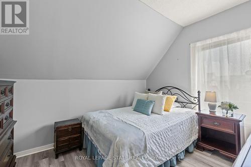 1234 Cannon Street E, Hamilton, ON - Indoor Photo Showing Bedroom