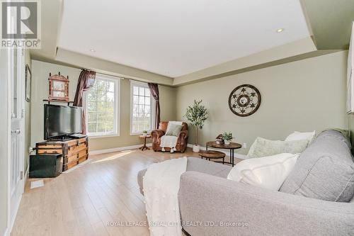 193 Carters Lane, Guelph/Eramosa, ON - Indoor Photo Showing Living Room