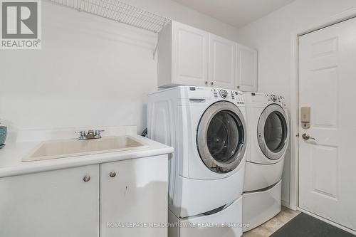44 Corbett Street, Cambridge, ON - Indoor Photo Showing Laundry Room