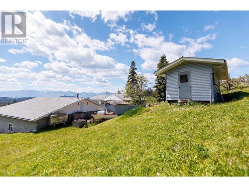 3820 38Th  N Avenue, Creston, BC - Outdoor