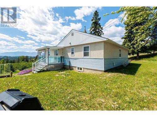 3820 38Th  N Avenue, Creston, BC - Outdoor