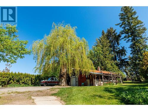 530 11Th  S Avenue, Creston, BC - Outdoor