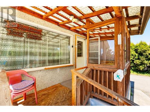 530 11Th  S Avenue, Creston, BC - Outdoor With Deck Patio Veranda With Exterior