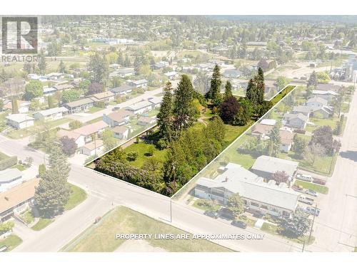 530 11Th  S Avenue, Creston, BC -  With View