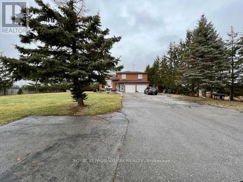 800 Conlin Road, Whitby, ON 