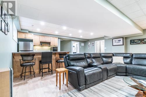 61 Homewood Park Road, Kawartha Lakes, ON - Indoor Photo Showing Living Room