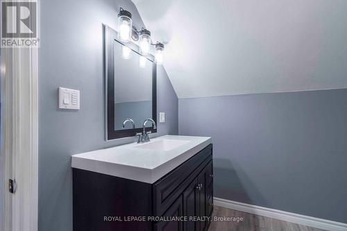 839 Old Highway 2, Quinte West, ON - Indoor Photo Showing Bathroom