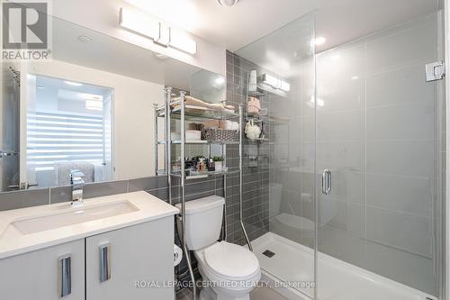 837 - 26 Gibbs Road, Toronto, ON - Indoor Photo Showing Bathroom