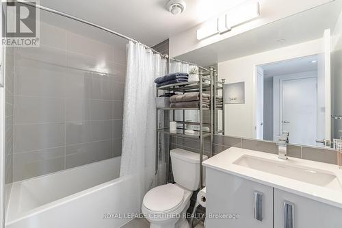 837 - 26 Gibbs Road, Toronto, ON - Indoor Photo Showing Bathroom