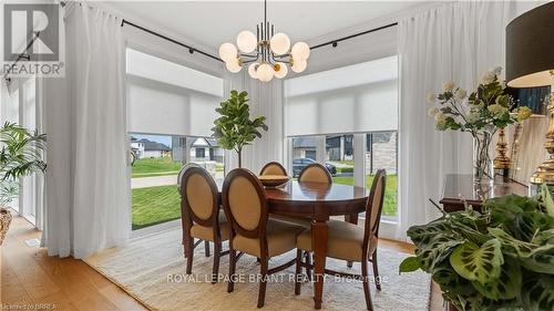 42 Aspen Circle, Thames Centre, ON - Indoor Photo Showing Dining Room
