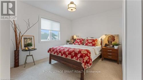 42 Aspen Circle, Thames Centre, ON - Indoor Photo Showing Bedroom