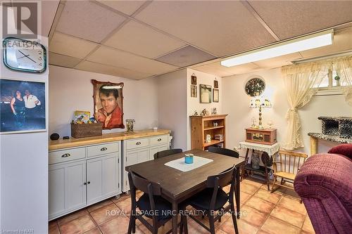 66 Rose Avenue, Thorold, ON - Indoor Photo Showing Dining Room