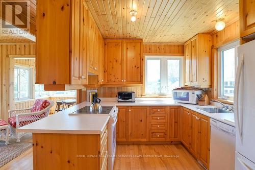 2225 Miriam Drive, Kawartha Lakes, ON - Indoor Photo Showing Kitchen