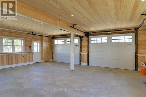 2225 Miriam Drive, Kawartha Lakes, ON - Indoor Photo Showing Garage
