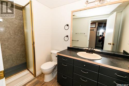 Scholer Acreage, Progress Rm No. 351, SK - Indoor Photo Showing Bathroom