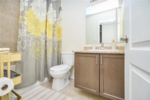 5012 Serena Drive|Unit #1, Beamsville, ON - Indoor Photo Showing Bathroom