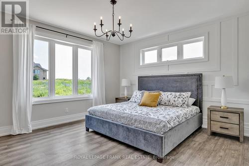 7 Avalon Drive, Kawartha Lakes, ON - Indoor Photo Showing Bedroom