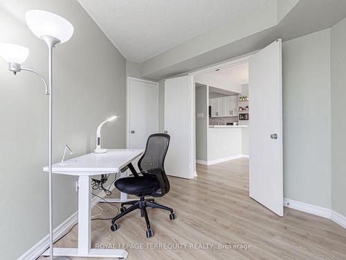 306-1500 Grazia Crt, Mississauga, ON - Indoor Photo Showing Office