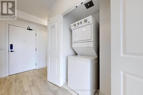 508 - 4655 Metcalfe Avenue, Mississauga, ON - Indoor Photo Showing Laundry Room