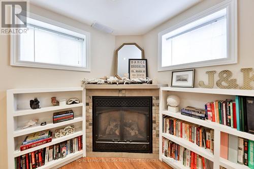 607 Lorne Street, Burlington, ON - Indoor With Fireplace