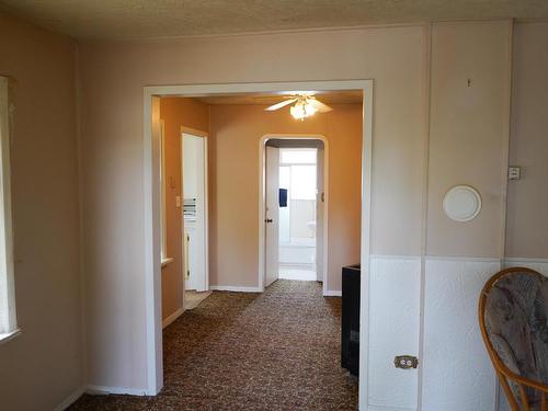 1430 Government Street, Clinton, BC - Indoor Photo Showing Other Room