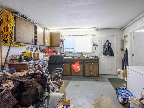 2509 Sandalwood Drive, Kamloops, BC - Indoor Photo Showing Laundry Room