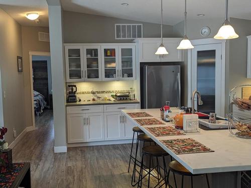 3919 Highway 97, Kamloops, BC - Indoor Photo Showing Kitchen With Upgraded Kitchen