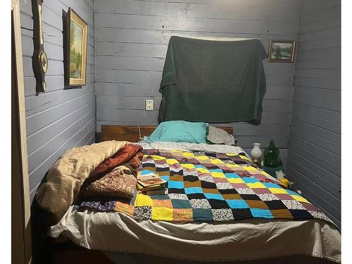 62 Blanchard Road, Clearwater, BC - Indoor Photo Showing Bedroom