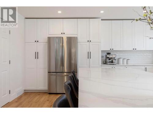 2780 Camp Road, Lake Country, BC - Indoor Photo Showing Kitchen