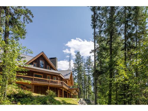 1438 Black Bear Drive, Golden, BC - Outdoor With Deck Patio Veranda