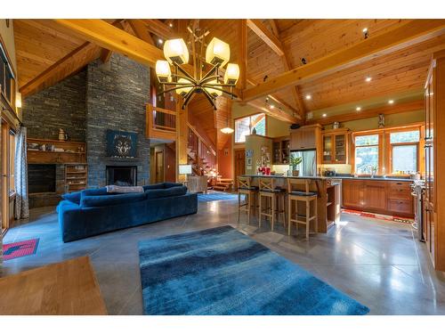 1438 Black Bear Drive, Golden, BC - Indoor With Fireplace