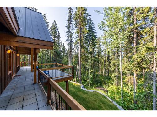 1438 Black Bear Drive, Golden, BC - Outdoor With Deck Patio Veranda