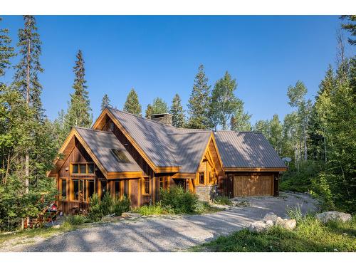 1438 Black Bear Drive, Golden, BC - Outdoor With Facade