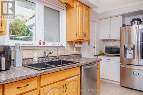 499 Victoria Avenue, Belleville, ON - Indoor Photo Showing Kitchen With Double Sink
