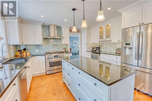 5 Huntmaster Lane, Ottawa, ON - Indoor Photo Showing Kitchen With Double Sink With Upgraded Kitchen
