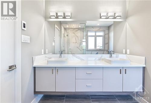 2315 Kilchurn Terrace, Ottawa, ON - Indoor Photo Showing Bathroom