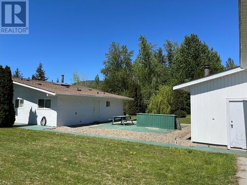 441 Oak Avenue, Sicamous, BC - Outdoor With Exterior