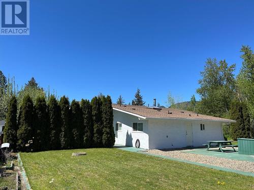 441 Oak Avenue, Sicamous, BC - Outdoor