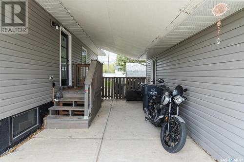 511 9Th Street E, Wynyard, SK - Outdoor With Exterior