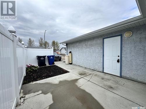 9 406 Tesky Crescent, Wynyard, SK - Outdoor With Exterior